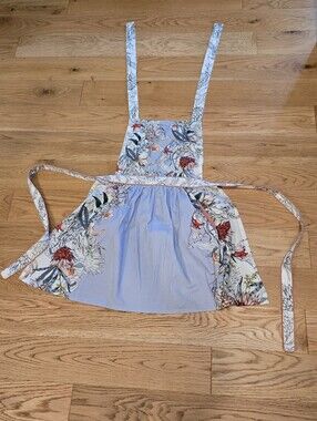Anthropologie Floral Blue Apron W/ Pockets